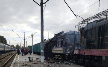 俄罗斯“野蛮”袭击乌克兰苏梅客运列车，致30人受伤