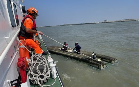 嘉義布袋管筏翻覆！海巡10分鐘趕抵救起2人「1人仍下落不明」