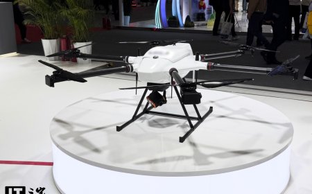 深圳今年前八个月无人机载货飞行近 55 万架次同比增长 57%，快递外卖“天上飞”成常态