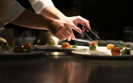 商业头条No.94 | 精致餐饮，以饭封神