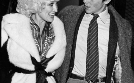 Dolly Parton’s Family: Meet the Singer’s 11 Brothers and Sisters