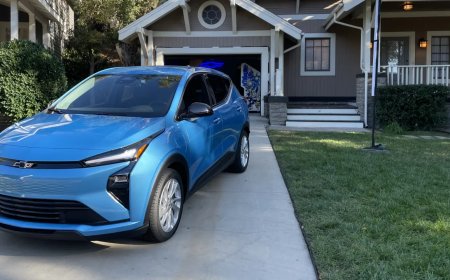 通用汽车发布新款雪佛兰 Bolt：升级电池与充电，售价 2.9 万美元