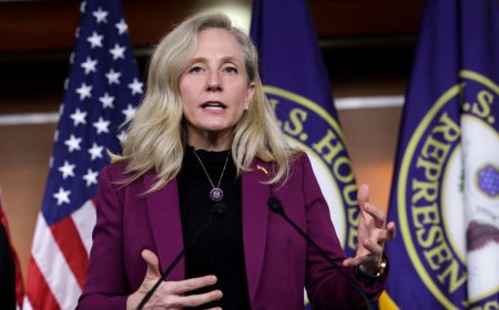 Spanberger refuses to urge Jay Jones to exit race, dodges questions after ‘two bullets’ texts