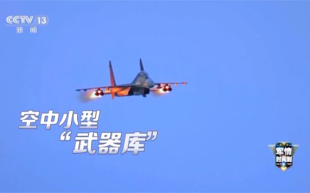 空中炸弹卡车：歼 16 联合 054A 型导弹护卫舰巡逻我国黄岩岛画面公布