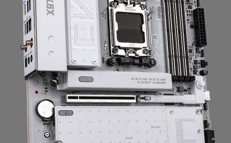 七彩虹 CVN X870E ARK FROZEN V14 主板上线，提供 5 个 M.2