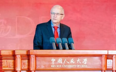 【专访】波兰前总理科勒德克：美国遏制中国的行动终将失败