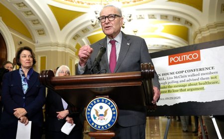 Trump blasts 'weakened' Schumer as Democrats again block GOP effort to reopen government