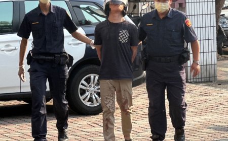 快訊／台中恐怖男砍殺2鄰居「全身血衣」進警局　呆坐現場畫面曝
