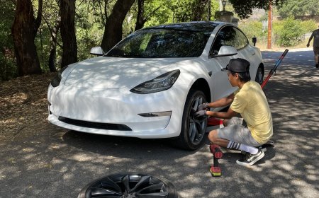 特斯拉确认 Model 3 / Y 标准版减配胎压传感器，车主褒贬不一