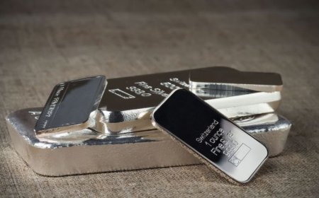 2025年白银价格上涨的四个原因