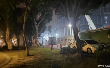 快訊／北市松山機場對面工地火警　現場飄惡臭濃煙