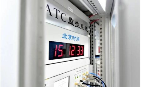 时间偏差 1 纳秒都将致手机无法通话和上网，央媒“玉渊谭天”揭秘美方为何攻击我国授时中心