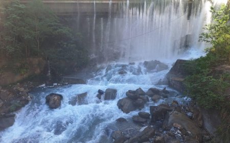 太魯閣堰塞湖現況曝！水位距離壩頂約5公尺　恐短期內溢流潰決