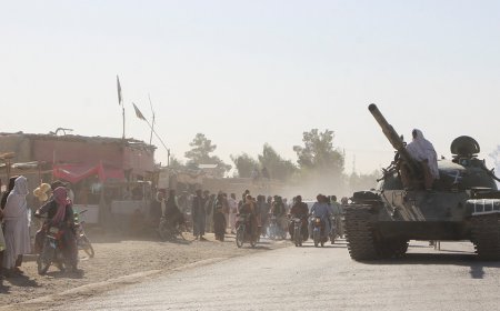 Pakistan threatens to 'obliterate' Taliban after peace talks fall apart