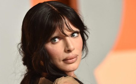 Julia Fox's Defense Of Jackie Kennedy Halloween Costume Intensifies Backlash