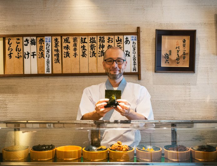 東京米其林飯糰店「宿六」限時登台 無低消學做靈魂白米飯
