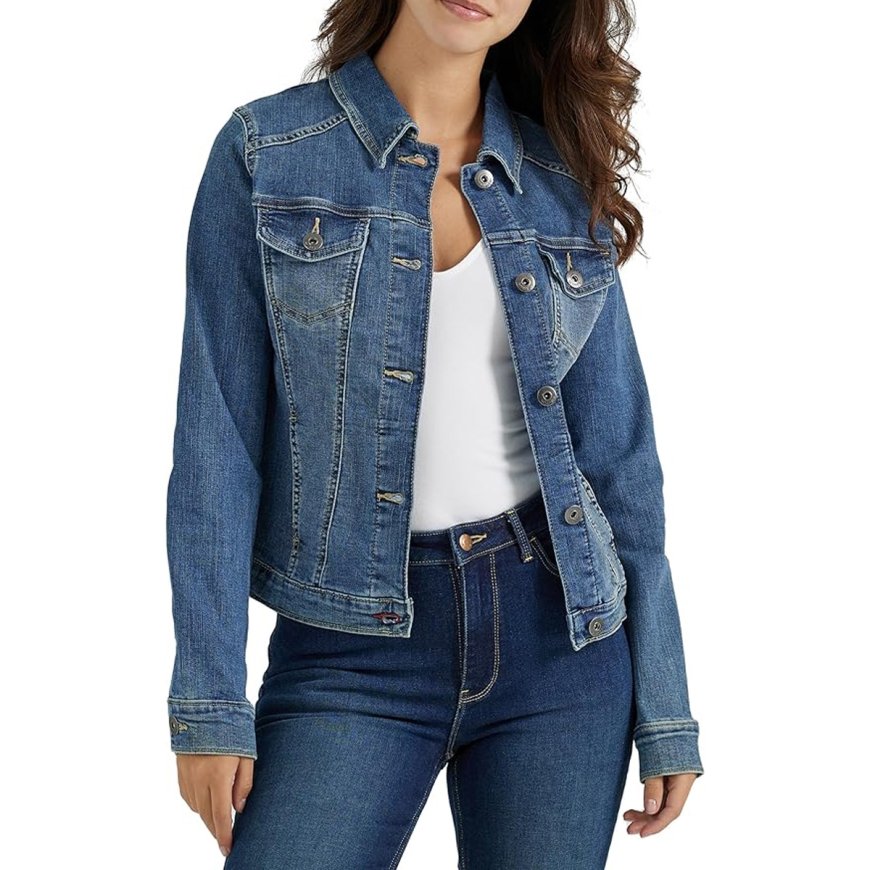 Julianne Moore Gave This Fall Jacket Staple a Fresh Look — Snag her Style for $51!