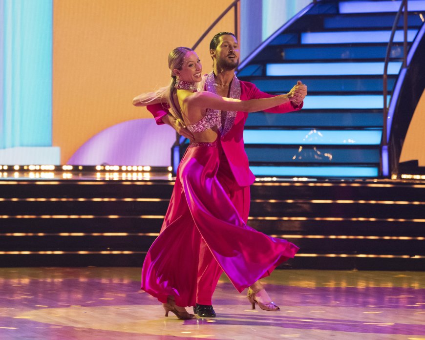 Alix Earle and Val Chmerkovskiy Made Last-Minute ‘Switch’ to 'DWTS' Routine