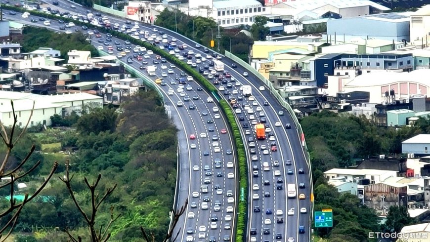 明天國道北上車潮為平日1.4倍　高公局公布11處易塞路段