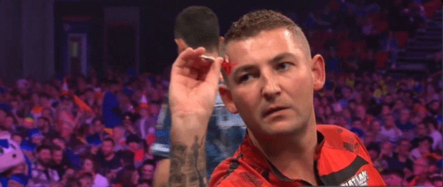 ‘Favourite all-time commentator’ – Fans love Wayne Mardle being instantly proven wrong by darts star after passionate pointers
