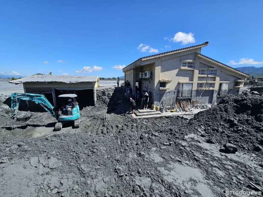 北部男災區「扮鏟子超人」亂傳百人遭埋假消息　警上門他秒後悔了