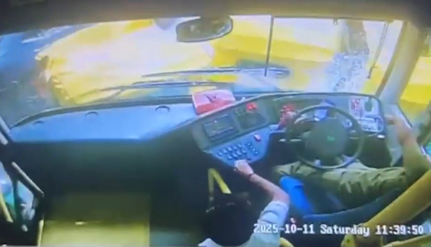 公車司機癲癇發作「腳卡油門暴衝」　連撞9輛車驚險畫面曝