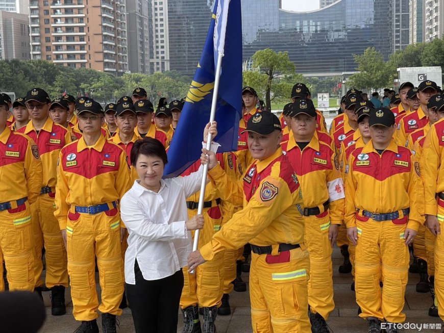 拚中部重型救災領頭羊　盧秀燕授旗台中特搜隊挑戰評測
