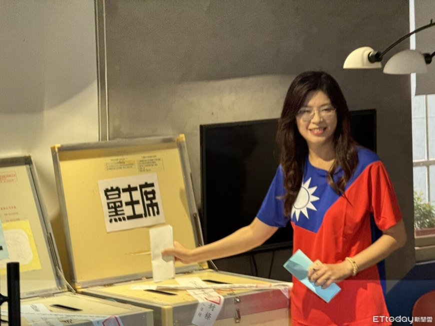 不斷更新／國民黨主席選舉開票　鄭麗文51159票、郝龍斌35275票