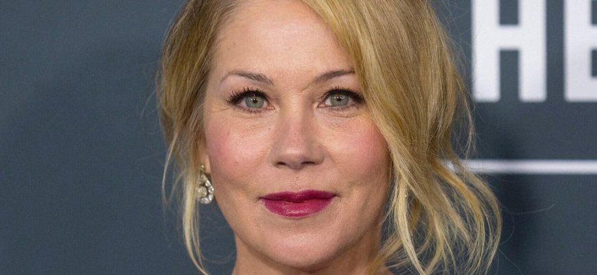 Christina Applegate Joins Instagram To Make 'Real, Raw, And Honest' Confessions
