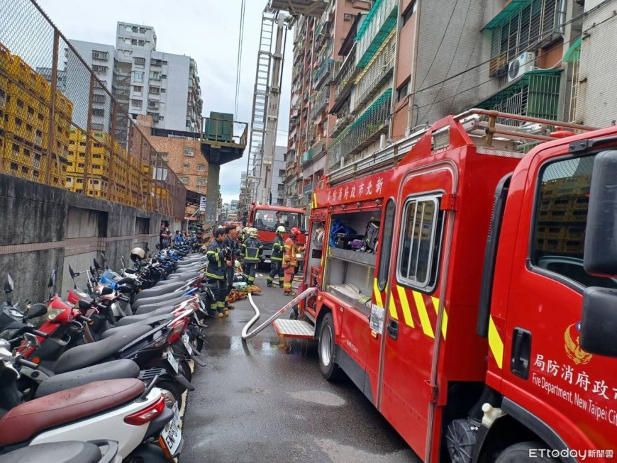 快訊／蘆洲公寓2樓疑遭縱火濃煙竄天　警消緊急疏散19人