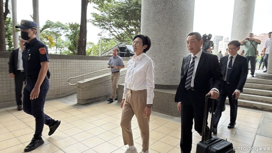 快訊／詐領助理費案開庭　林岱樺微笑現身：讓檢調暗黑角落曝光