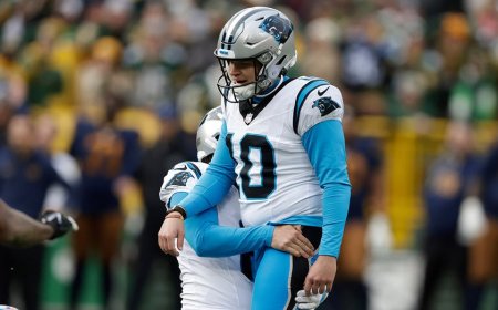Panthers score upset over Packers with game-winning field goal