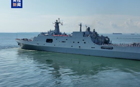 中国海军83舰编队完成对新加坡访问，起程回国