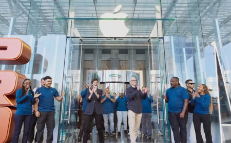 库克刚刚年满 65 岁，谁将接棒苹果 CEO 之位引猜测