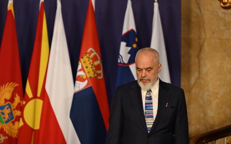 “俄罗斯不会攻击任何其他欧洲国家”: 阿尔巴尼亚总理埃迪·拉马