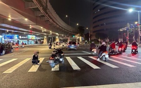 驚險畫面曝！女騎士挨撞險成公車輪下亡魂　肇事機車竟落跑