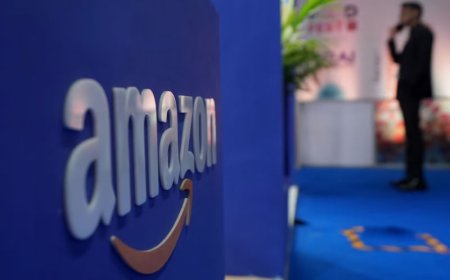 亚马逊暴赚了还裁3万人：AI收割的第一波竟是中产？