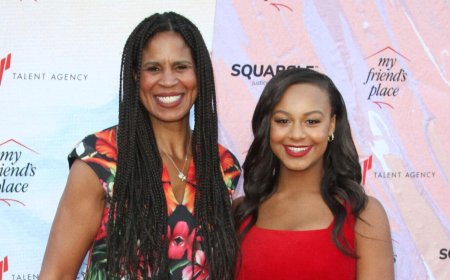 Holly Frazier Appears To Clap Back At 'Dance Moms' Co-Stars For Criticizing  Nia Sioux's Tell-All Memoir