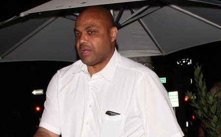 Charles Barkley Admits He's 'Always Going Commando' After Burning Underwear 30 Years Ago