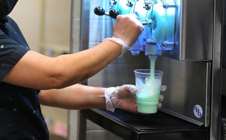 The latest fast-food oddity — a Mountain Dew pie from Taco Bell — sparks frenzy online