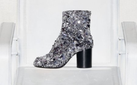 沒有玻璃鞋穿沒關係　Maison Margiela限量版Tabi破碎鏡面刺繡鞋必須跟上