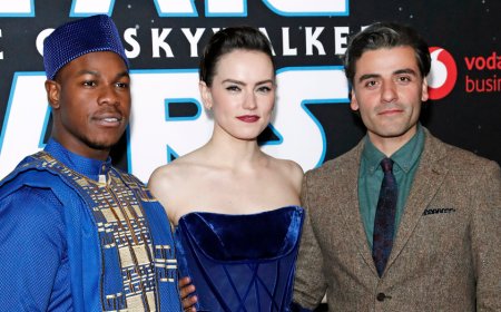 'Star Wars' actor says he would be open to work with Disney again if they don't 'succumb to fascism'