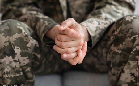 虎躍部隊下士野訓自拍害榮譽假取消　8一兵怒圍毆下場曝光