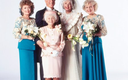 Celebs You Forgot Appeared on ‘The Golden Girls’: Dick Van Dyke and More