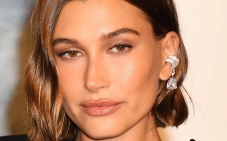 Hailey Bieber Reveals How She And Justin Really Handle The Rumors