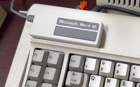 微软史上销量最惨淡产品：仅售出 11 套，还被退回 8 套