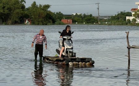 五結鄉大淹！護理師「人車搭竹筏」渡水畫面曝　急到院上班救傷患