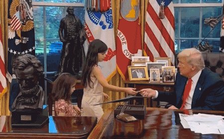 Trump shares adorable moment with kids visiting Oval Office: 'My name is Donald'