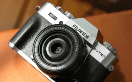 卖相机赚翻了：富士胶片 2025 上半财年影像事业表现突出，营业利润同比增长 16.9%