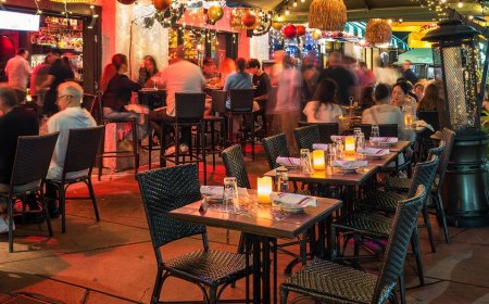 'Streateries' face steep new rules in major US city; will others follow?